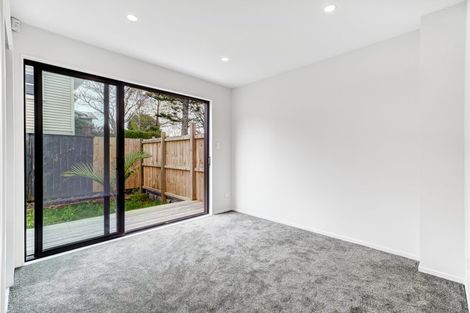 Photo of property in 2/63 Gardner Avenue, New Lynn, Auckland, 0600