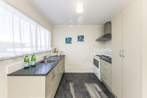 Photo of property in 1/136 Shifnal Drive, Randwick Park, Auckland, 2105