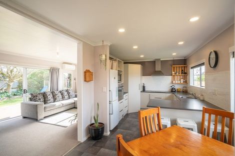 Photo of property in 10 Ashton Place, Highbury, Palmerston North, 4412