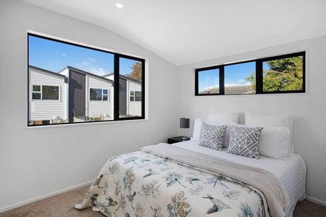 Photo of property in 1/129 Lancaster Road, Beach Haven, Auckland, 0626