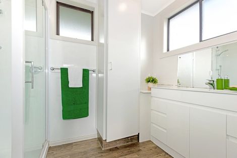 Photo of property in 4 Root Street, Gisborne, 4010