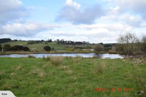 Photo of property in 166 Top Road, Dairy Flat, 0792