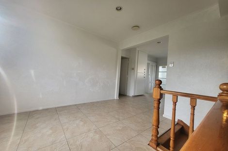 Photo of property in 18 Mclean Avenue, Papatoetoe, Auckland, 2025