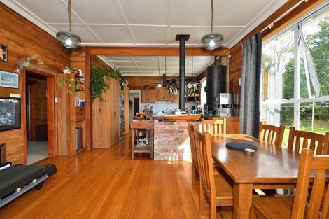 Photo of property in 198 Rakauroa Road, Rakauroa, Matawai, 4075