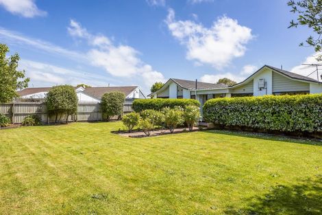 Photo of property in 11a Woodstock Place, Russley, Christchurch, 8042