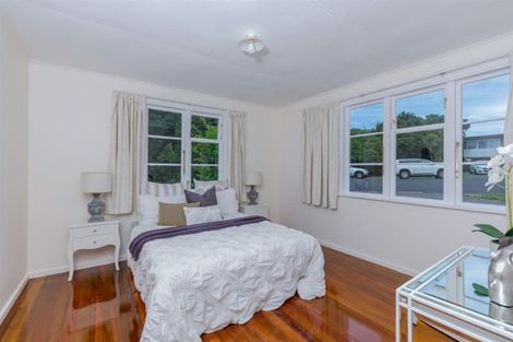 Photo of property in 23 Otakau Road, Milford, Auckland, 0620