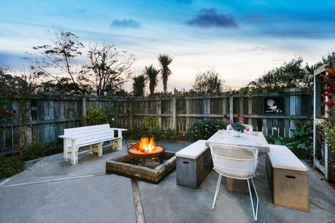 Photo of property in 7 Clarks Lane, Hobsonville, Auckland, 0618