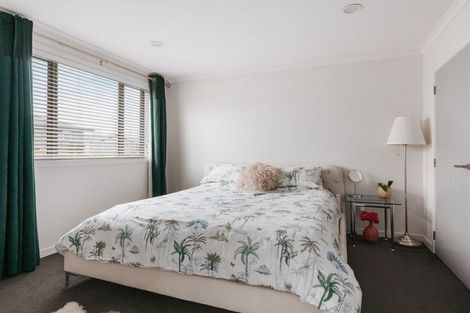 Photo of property in Waterview Estate, 8/4 Greystone Place, Omokoroa, 3114