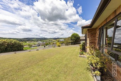 Photo of property in 36 Te Kauri Place, Helensville, 0800