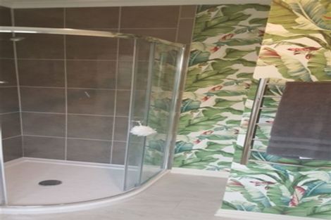 Photo of property in 1 Hoyte Place, Pukehangi, Rotorua, 3015