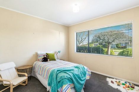 Photo of property in 1 Halcione Close, Flagstaff, Hamilton, 3210