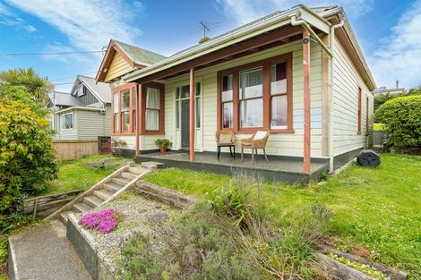 Photo of property in 22 Clifford Street, Dalmore, Dunedin, 9010
