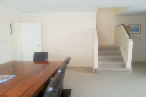 Photo of property in 4 Tsar Court, Flat Bush, Auckland, 2016