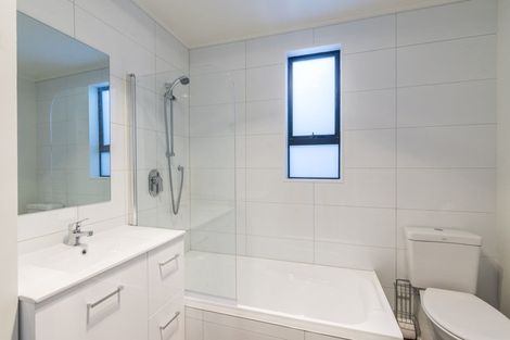 Photo of property in 28 Kaka Road, Raumati Beach, Paraparaumu, 5032