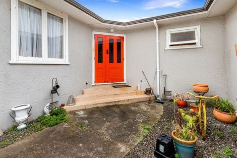 Photo of property in 99 Cornfoot Street, Castlecliff, Whanganui, 4501