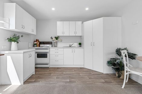 Photo of property in 11 Kamahi Crescent, Papamoa Beach, Papamoa, 3118