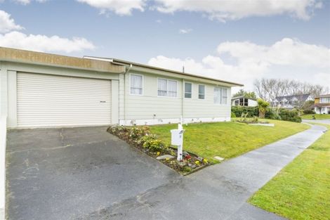 Photo of property in 35 Buick Crescent, Awapuni, Palmerston North, 4412