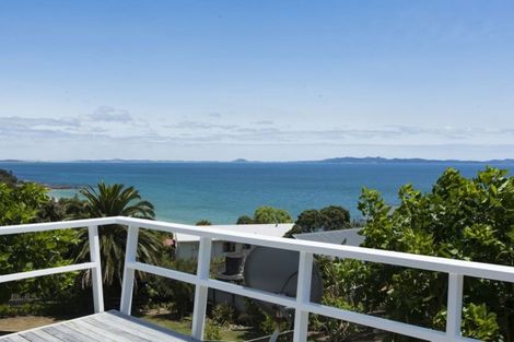 Photo of property in 24 Seaview Road, Cable Bay, 0420