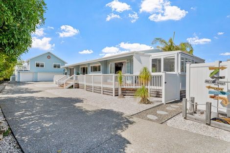 Photo of property in 105 Ladies Mile, Manly, Whangaparaoa, 0930