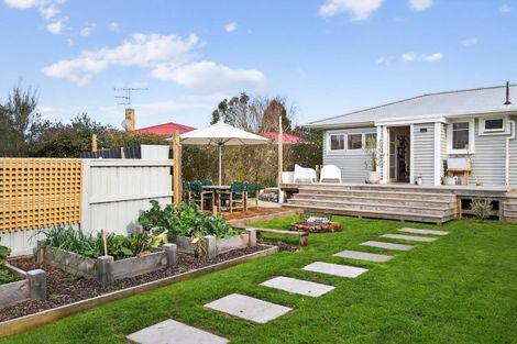 Photo of property in 14 Ropata Street, Kaiti, Gisborne, 4010