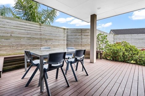 Photo of property in 21 Pyle Road East, One Tree Point, Whangarei, 0171