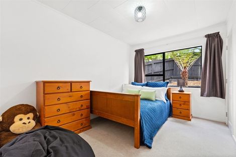 Photo of property in 9 Luxor Place, Massey, Auckland, 0614