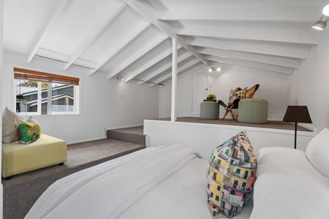 Photo of property in 1/118 Wheturangi Road, Greenlane, Auckland, 1051