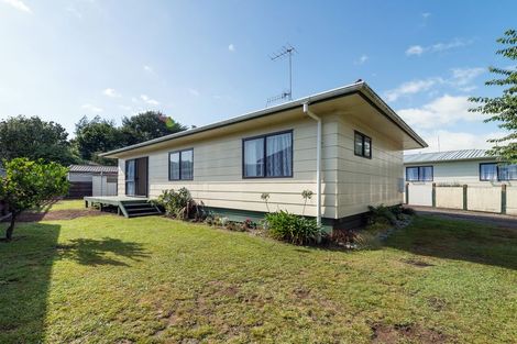 Photo of property in 52a Aquarius Drive, Kawaha Point, Rotorua, 3010