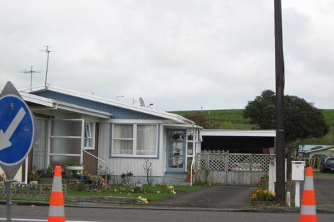 Photo of property in 15a Nelson Street, Waitara, 4320