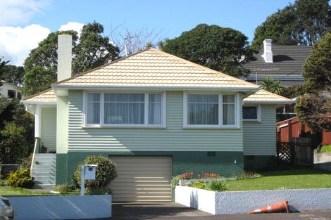 Photo of property in 24 David Street, Westown, New Plymouth, 4310