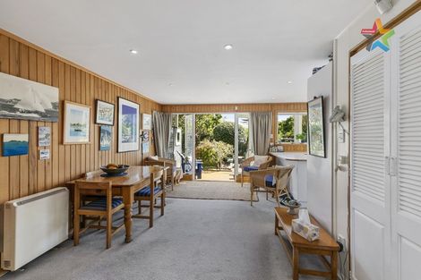 Photo of property in 128 Muritai Road, Eastbourne, Lower Hutt, 5013