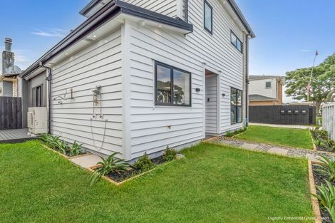 Photo of property in 56 Mckean Avenue, Manurewa, Auckland, 2102