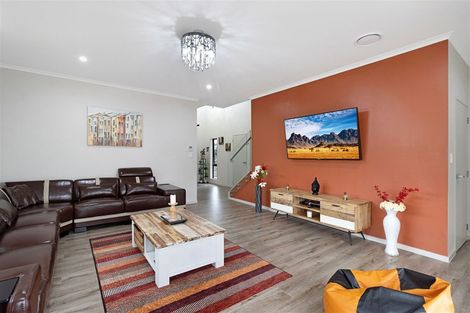 Photo of property in 7a Woodvale Road, Glen Eden, Auckland, 0602