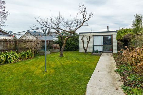Photo of property in 16 Hislop Street, Geraldine, 7930