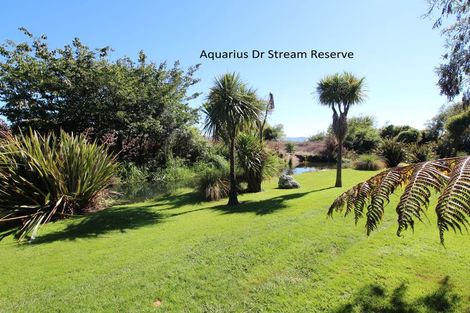 Photo of property in 52a Aquarius Drive, Kawaha Point, Rotorua, 3010