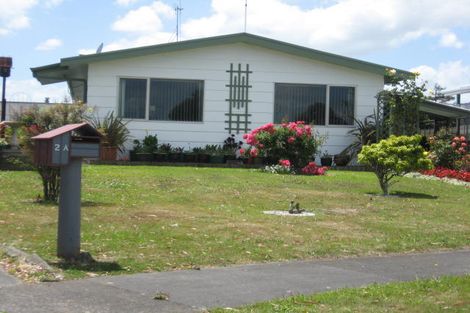 Photo of property in 2 Tate Place, Feilding, 4702