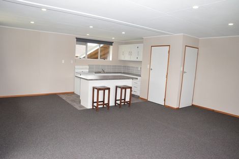 Photo of property in 30 Newbie Place, Heidelberg, Invercargill, 9812