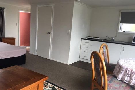 Photo of property in 22a Heath Street, St Andrews, Hamilton, 3200