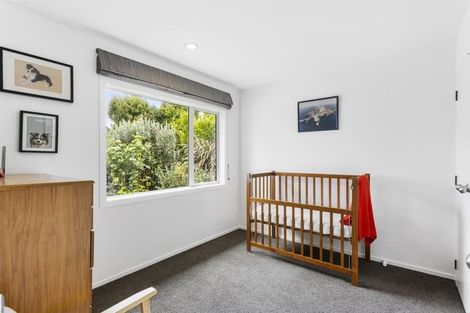 Photo of property in 6 Stephanie Close, Glenfield, Auckland, 0629