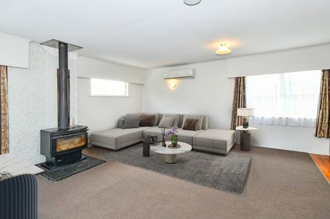 Photo of property in 35 Halberg Street, Papakura, 2110