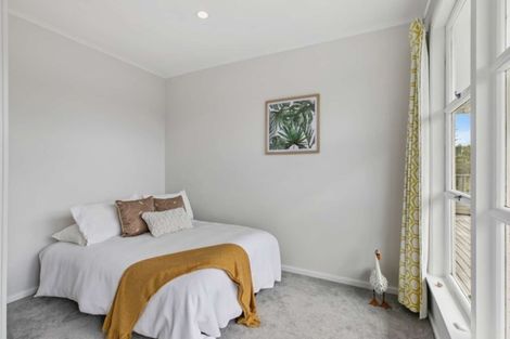 Photo of property in 3a Gazelle Avenue, Beach Haven, Auckland, 0626