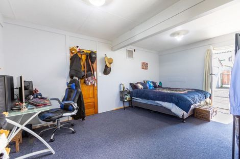 Photo of property in 41 Burns Street, Dannevirke, 4930