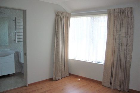 Photo of property in 20 Opal Avenue, Pakuranga, Auckland, 2010