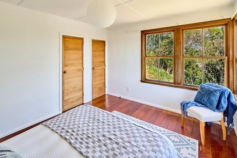 Photo of property in 106 Sidlaw Street, Strathmore Park, Wellington, 6022