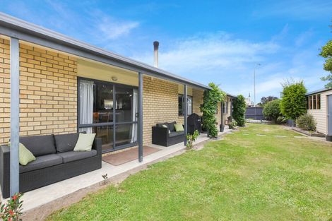 Photo of property in 27 Morris Road, Amberley, 7410