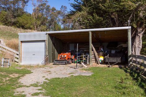 Photo of property in 252 Masterton Stronvar Road, Te Ore Ore, Masterton, 5890