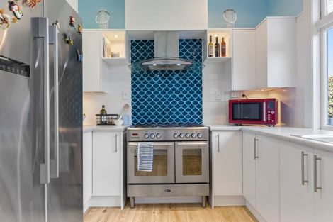 Photo of property in 40 North Parade, Richmond, Christchurch, 8013