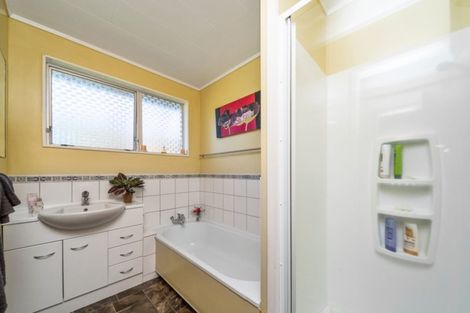 Photo of property in 60 Konini Street, Inglewood, 4330