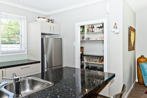 Photo of property in 4 Young Street, Claudelands, Hamilton, 3214