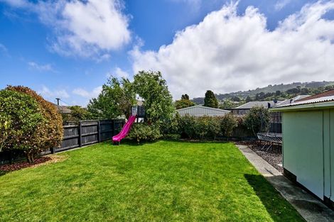 Photo of property in 4 Okura Grove, Boulcott, Lower Hutt, 5010
